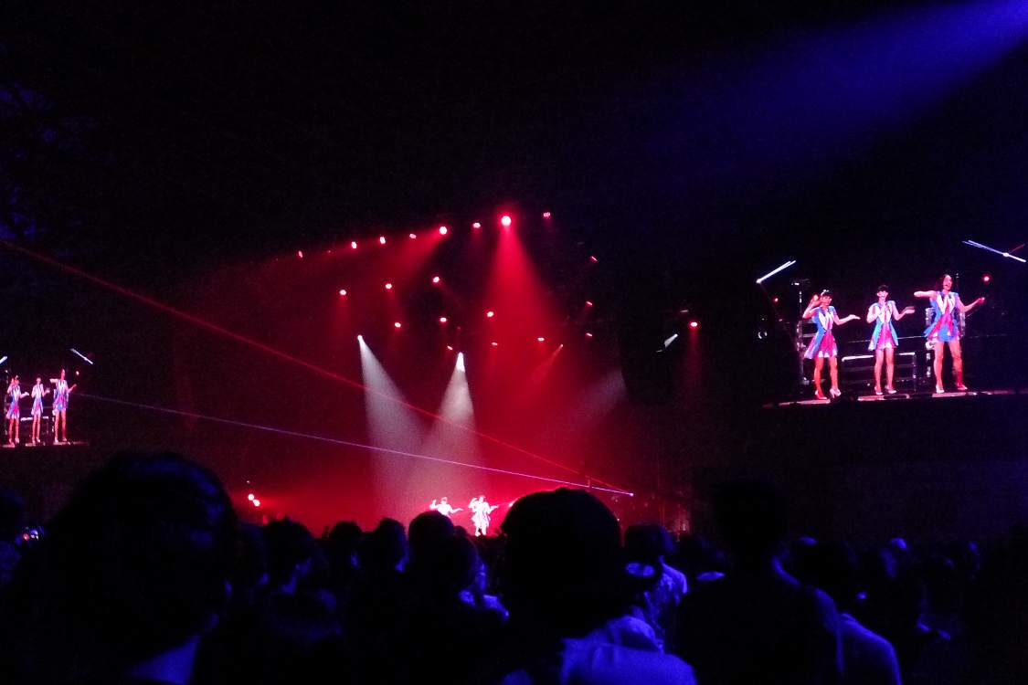 ソニックマニア、マウンテンステージのPerfume。