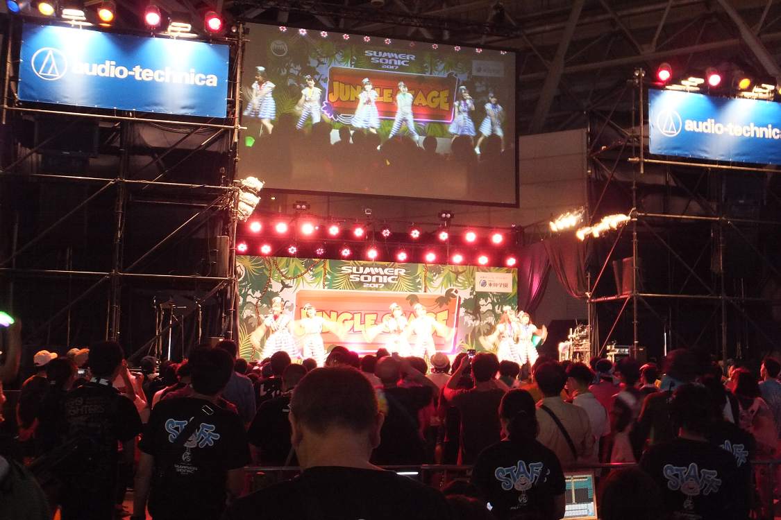 出演者とタイムテーブルは8月にならないと分かりません。