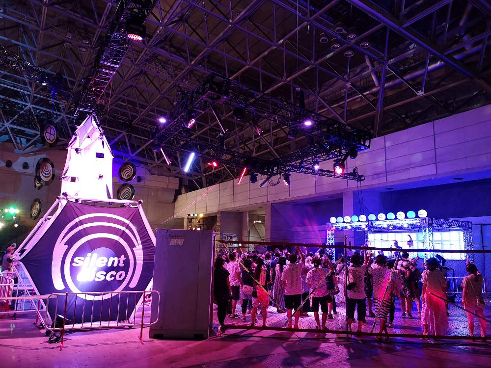 サイレントディスコ。