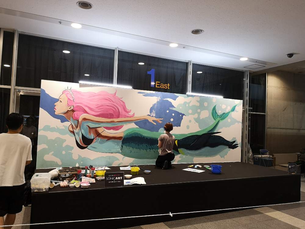 通路のライブペイントその1。