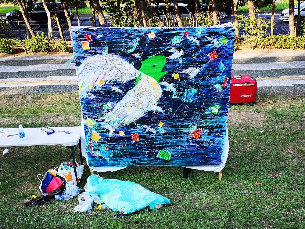 アートの創作風景、その7。ここから正方形。