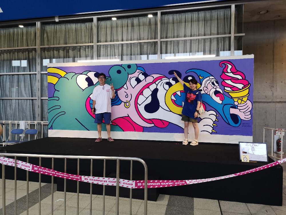 写真が撮れる作品もあります。