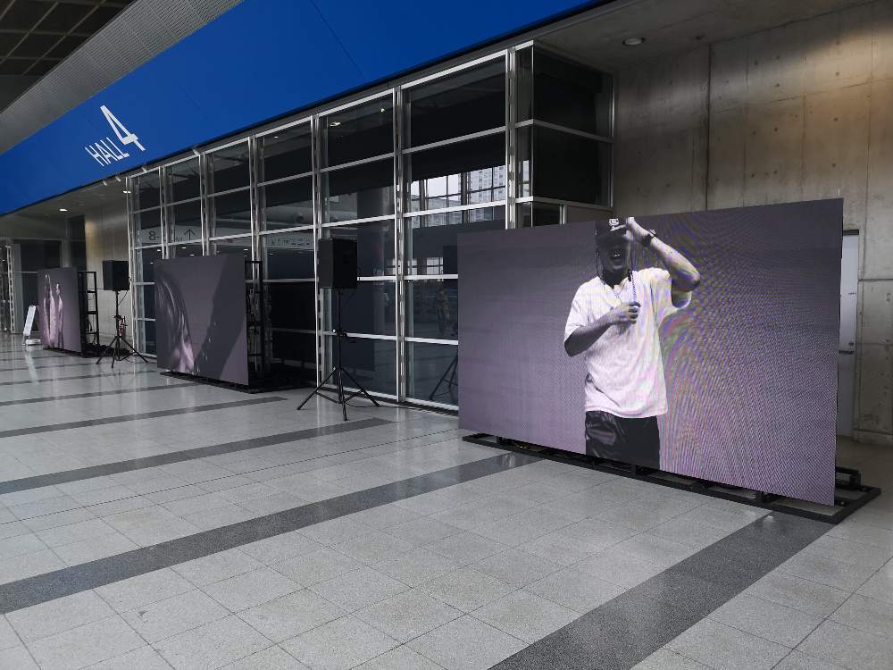 映像作品の展示。